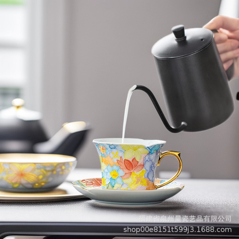 手绘白瓷咖啡杯釉下彩万花浮雕陶瓷茶杯茶咖杯家用主人杯杯碟套装