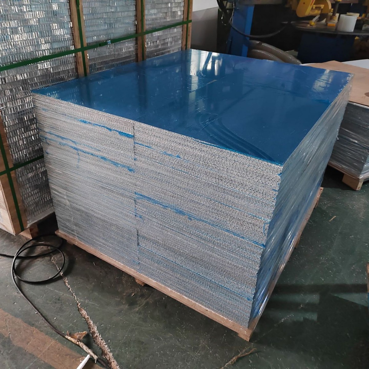 placa de panal de aluminio base de puerta de gabinete llena placa de panal de aluminio placa de panal de aluminio ultra ancha placa de panal galvanizada placa de panal