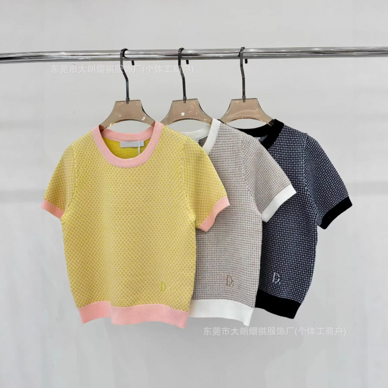 Shenzhen Nanyou Goods ~ High-End Version D Brand 26 Early Spring New Style Color-Blocking Round Neck Knitted Short-Sleeve Top Shenzhen Nanyou Goods ~ High-End Version D Brand 26 Early Spring New Style Color-Blocking Round Neck Knitted Short-Sleeve Top