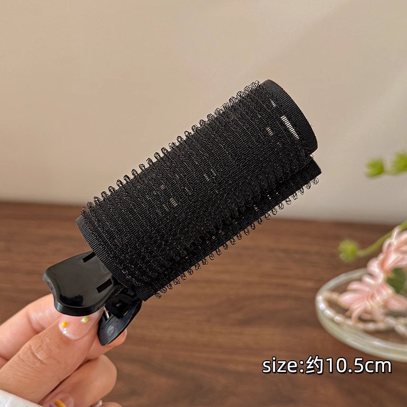 Black edged curling barrel