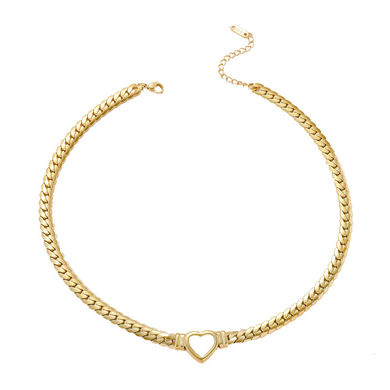 Collier exclusif transfrontalier en titane en forme de cœur pour femme, bijou léger et luxueux en acier inoxydable personnalisé avec pendentif serpent_voghion.com