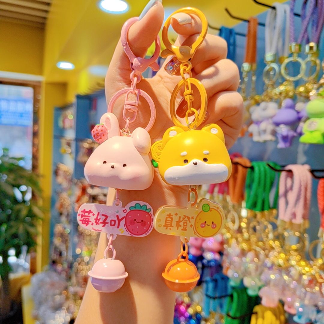 Caramelo animal llavero resina lindos colgantes de dibujos animados bolsos de automóviles llavero exquisito colgantes pequeños regalos