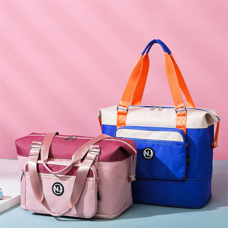 2024 bolsas de moda de color contrastante bolsas de viaje de gran capacidad bolsas deportivas de alta calidad bolsas de fitness casuales