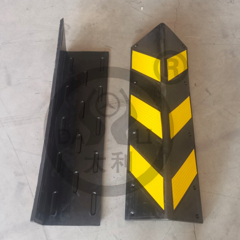 ����ֱ���ӿ��Ӻ��𽺻���ͣ��������ֱ�ǻ�ǽ�ǹ��س�����ײ��