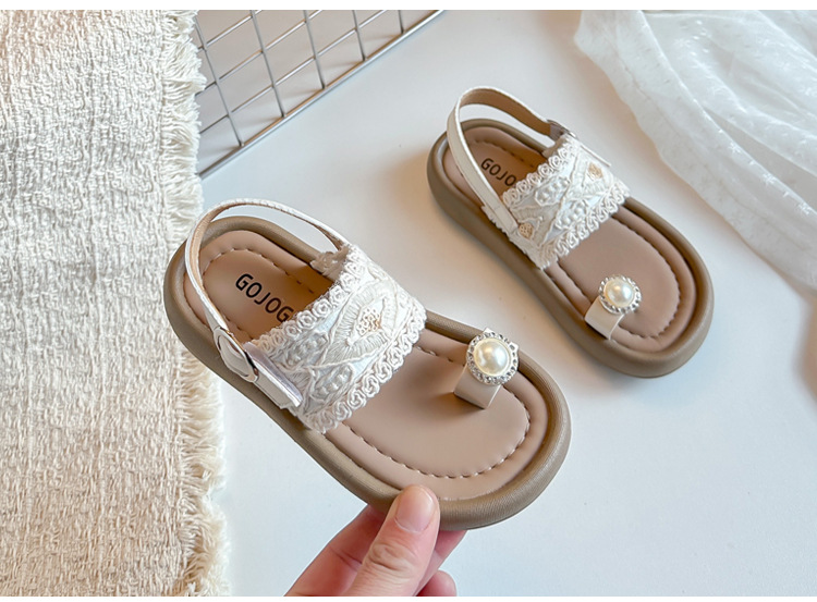 Meisjes sandalen met parels en antislipzool voor de zomer_voghion.com