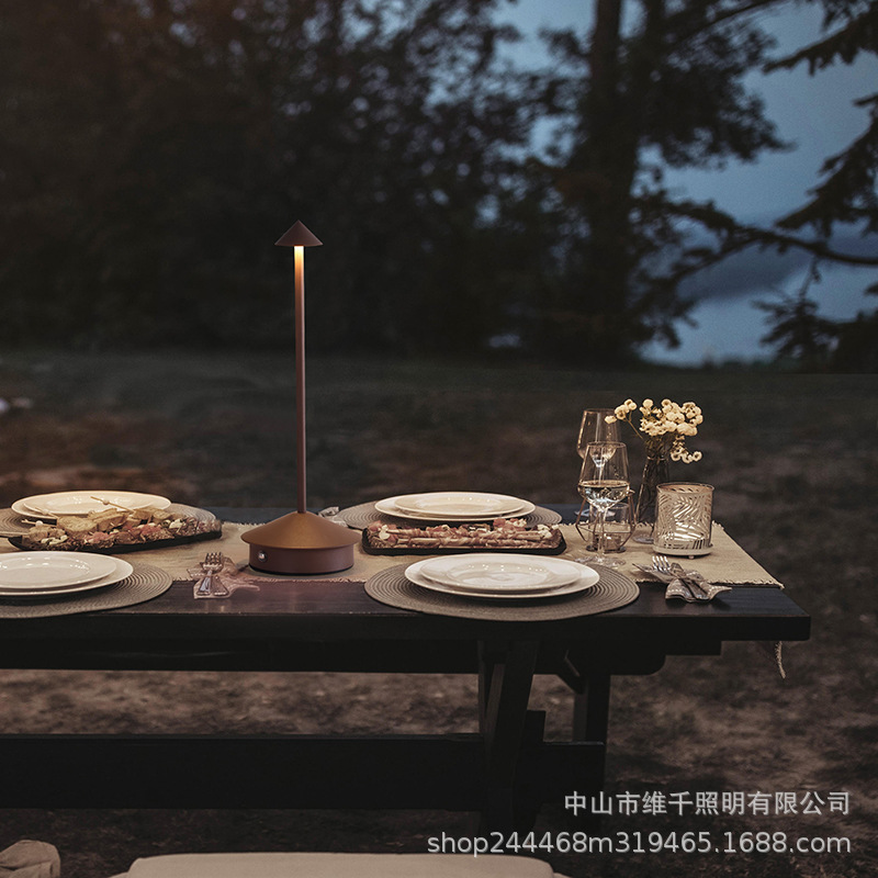 Cross-border Wholesale Creative Night Light Outdoor Camping USB Charging Light Decoration Restaurant Cafe Bar Atmosphere Light