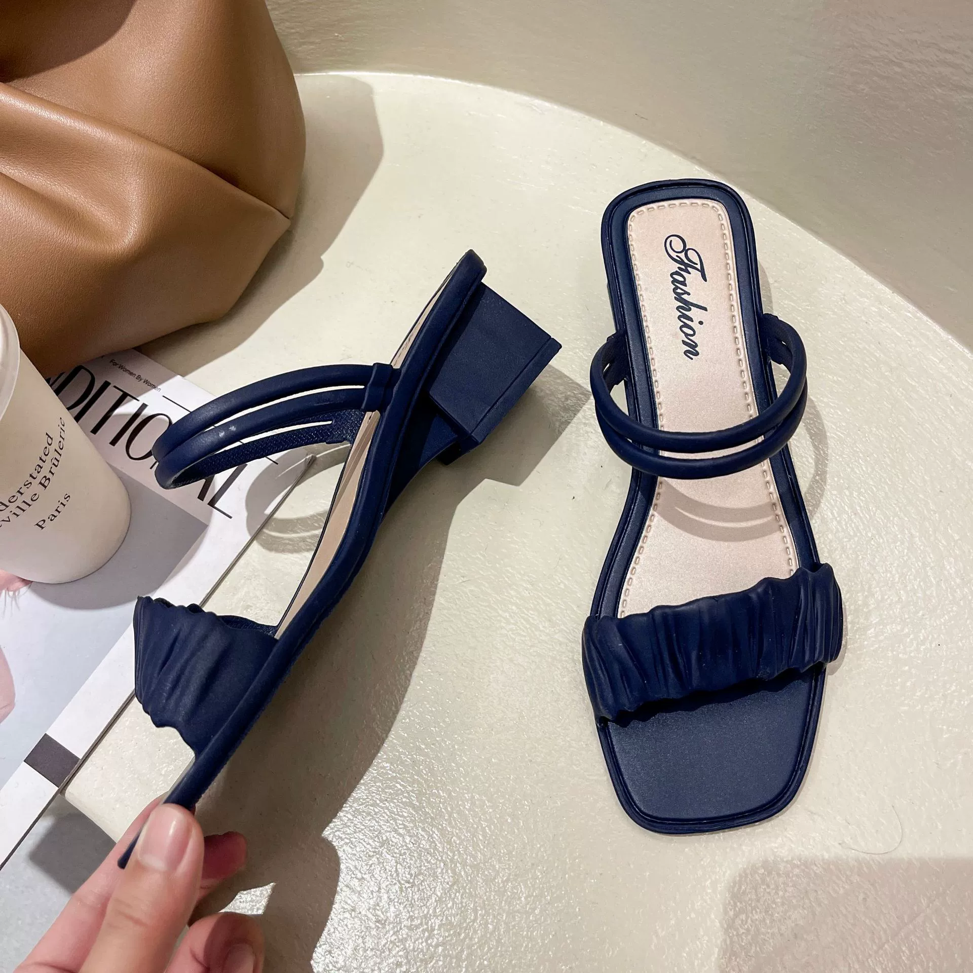 Трендовые летние шлепанцы, обувь, слайд-платформа, стиль Chanel, мягкая подошва