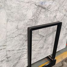 ѩȻʯ ɫʯ̨ ƵbȻѩ÷ʯĘ