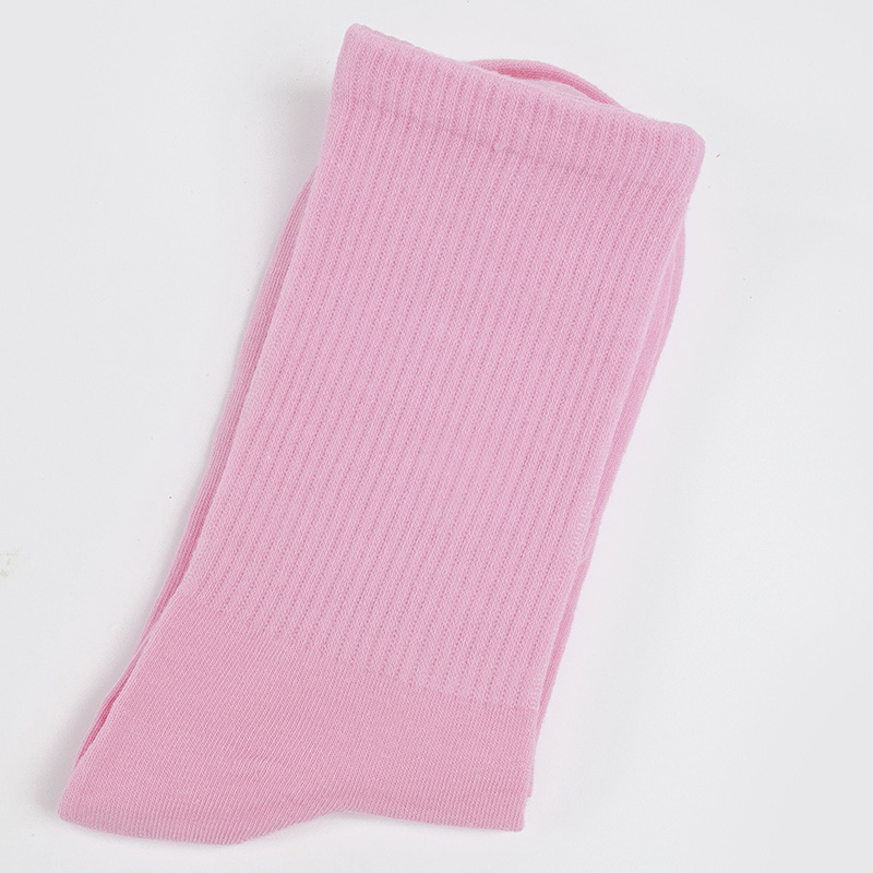 Calcetines de mujer para primavera y otoño, calcetines de algodón de color liso, versátiles y a la moda, calcetines holgados, calcetines de longitud media, calcetines deportivos que absorben el sudor, venta al por mayor.