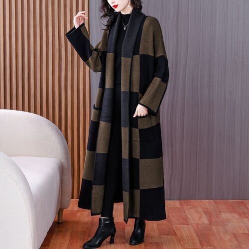 Retro large-size temperament long coat to show slimming and loose knee-high windbreaker