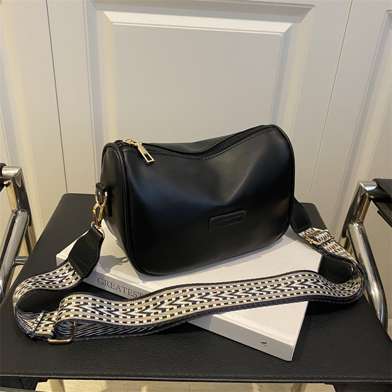 Borsa a tracolla da donna stile retrò europeo-americano, modello 2025, con texture a cuscino, elegante e versatile, ideale per i pendolari._voghion.com