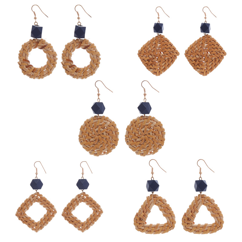 Retro Exaggerated Geometry Round Long Wooden Stitching Bamboo Rattan Earrings display picture 1