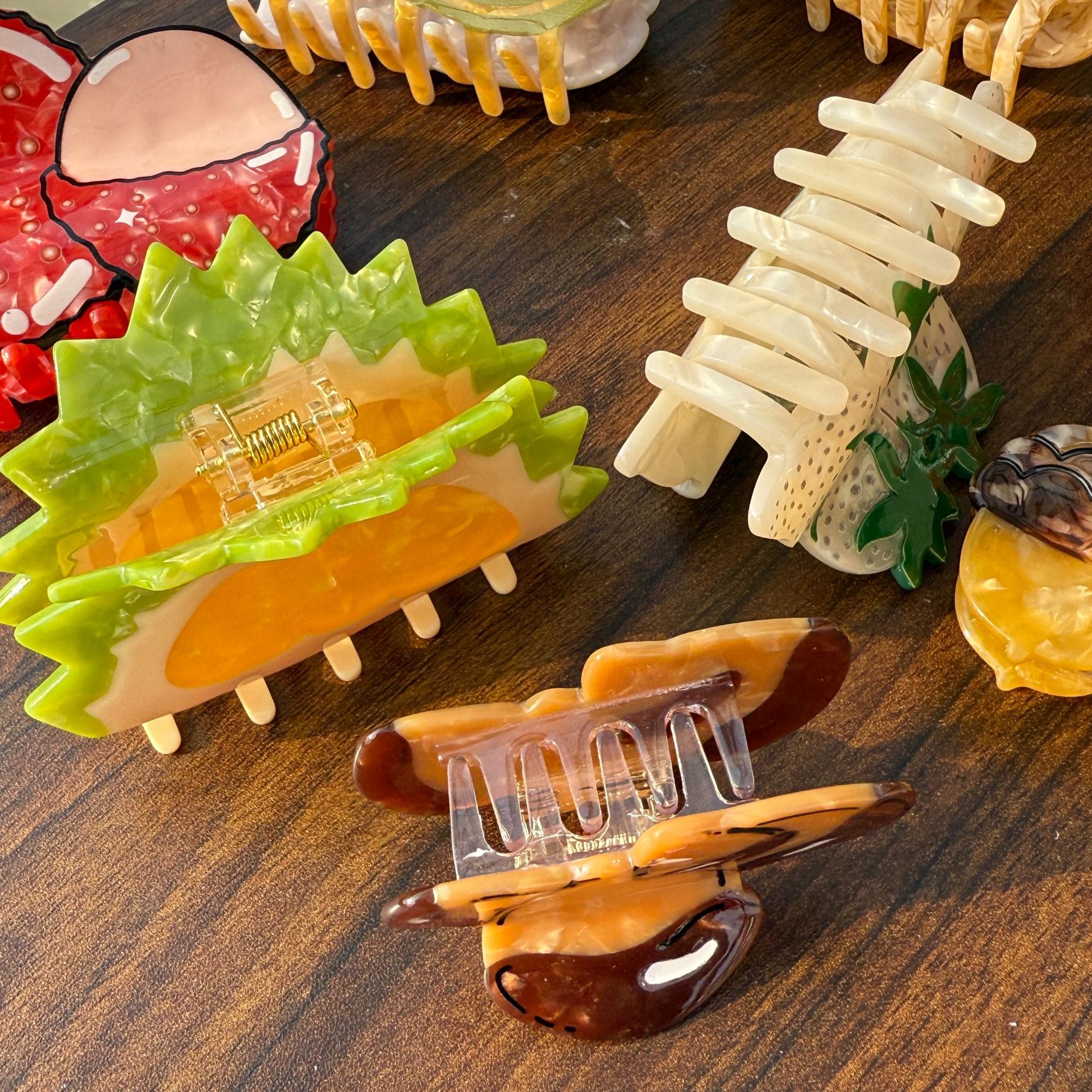 55g Weight Hair Claws Hair Accessories Type 1 Piece Quantity Casual, Daily Occasion Acetic acid sheets Material Durian, Strawberry Pattern All Seasons Season Women's Gender Cute Style Cute Women's Durian Strawberry Acetic Acid Sheets Hair Claws 9