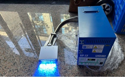 Машина для отверждения источника света USHIO SP-11