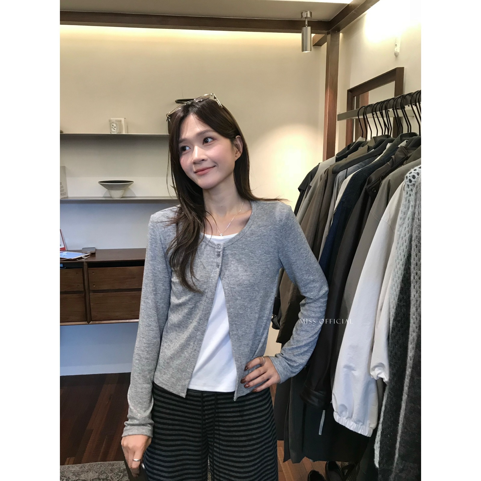 【Miss Home】Lazy Person's Must-Have: Layered Korean Style Color Block Faux Two-Piece Top for Women 51119