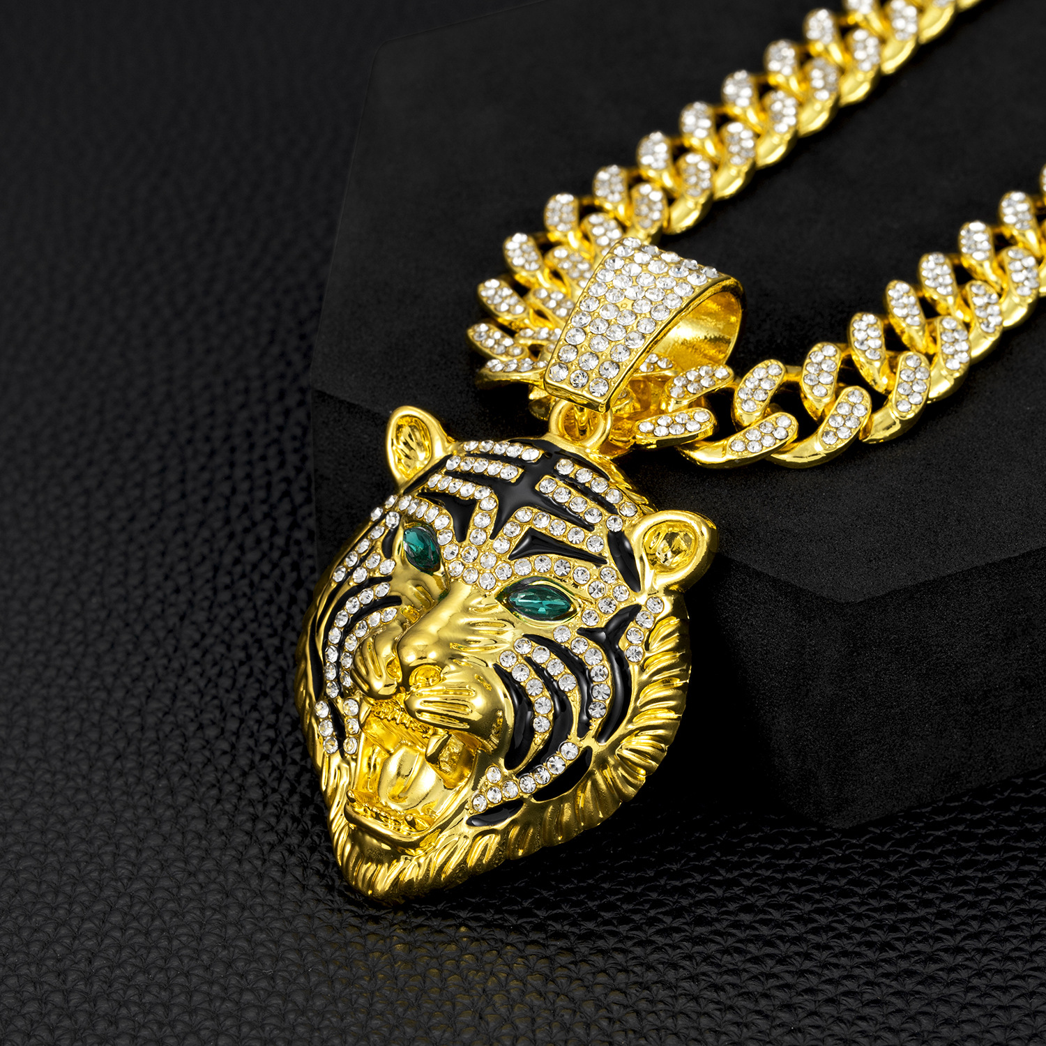 Heren cubaanse schakelketting met tijgerkop hanger_voghion.com