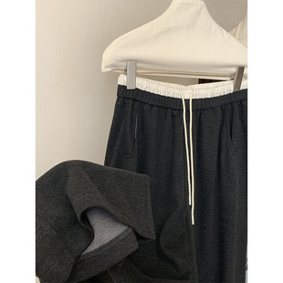 �r�־� С��ײɫ�p���^���m�ô����Ќ�����ȴ�����q���e�Lѝ701