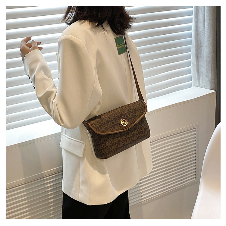 Borse piccole da donna 2023 nuova moda trendy borsa a tracolla stampata retrò borsa da petto versatile borsa quadrata a tracolla singola temperamento_voghion.com