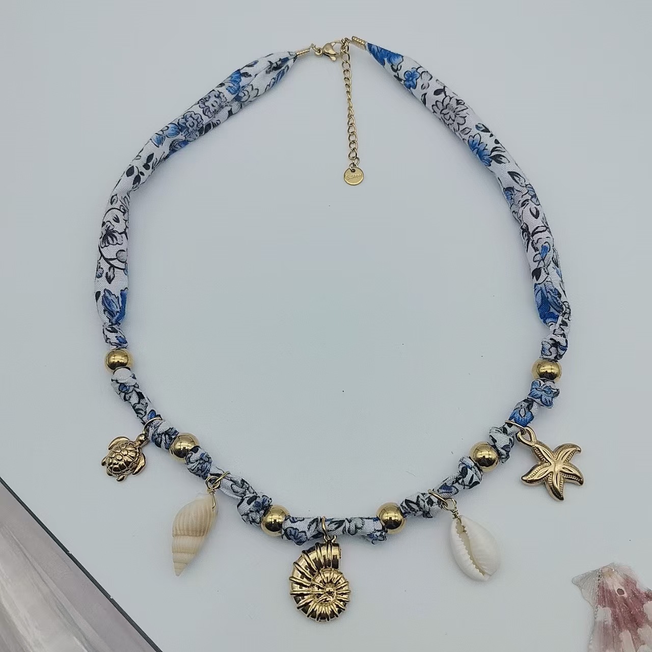 Marine Style Tortoise Starfish Conch 304 Stainless Steel Bandana Cloth Silk Scarf Cord Paperclip Chain Handmade Chain Lobster Trigger Clasp Closure Layered Necklaces Wholesale display picture 4