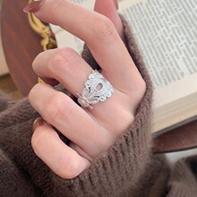 轻奢法式复古高级孔雀羽毛拉丝戒指重工精致宫廷风时尚百搭食指戒