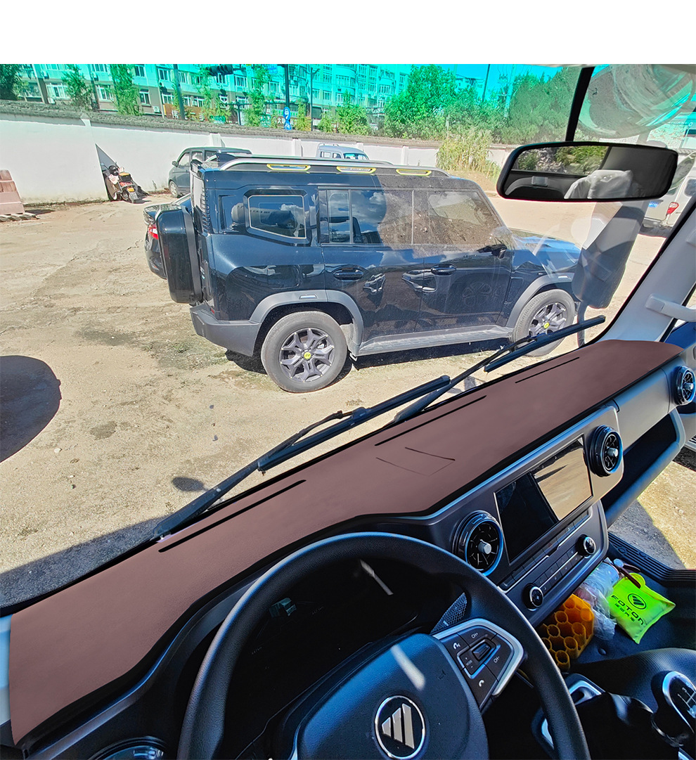 Foton dashboard mat, light-blocking mat for Foton O'MARK S1/S3, Zhilan, Zhiying, Aoling, CTS, Express, New Express