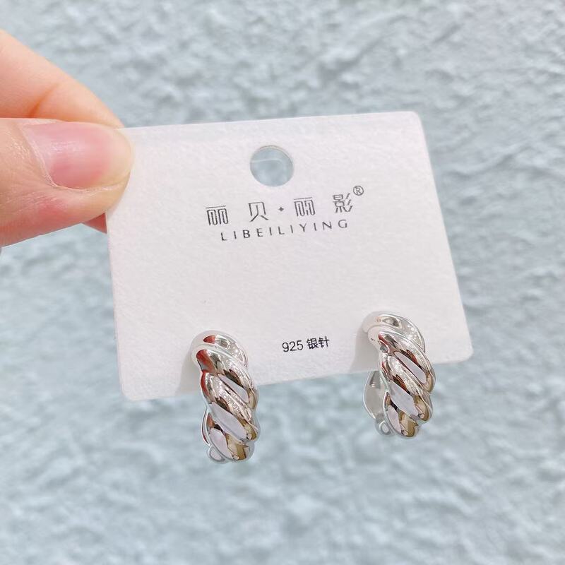 Liyin/Libeliying S925 シルバー針 C タイプイヤリングハイエンドファッション個性ニッチイヤリング女性のためのヨーロッパとアメリカの INS|undefined