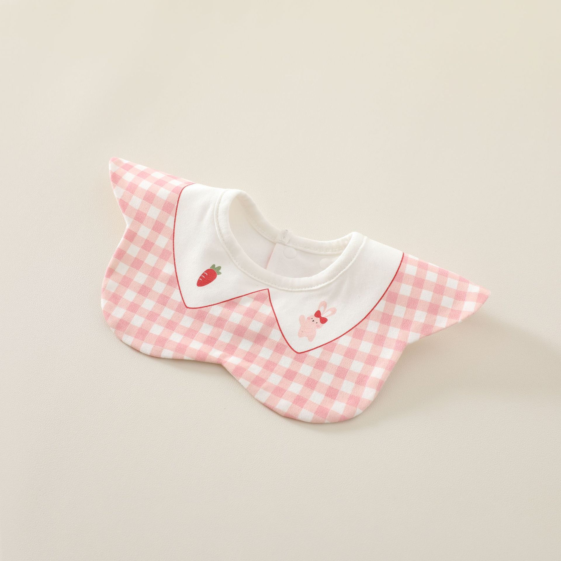 Berry rabbit petal mouth towel