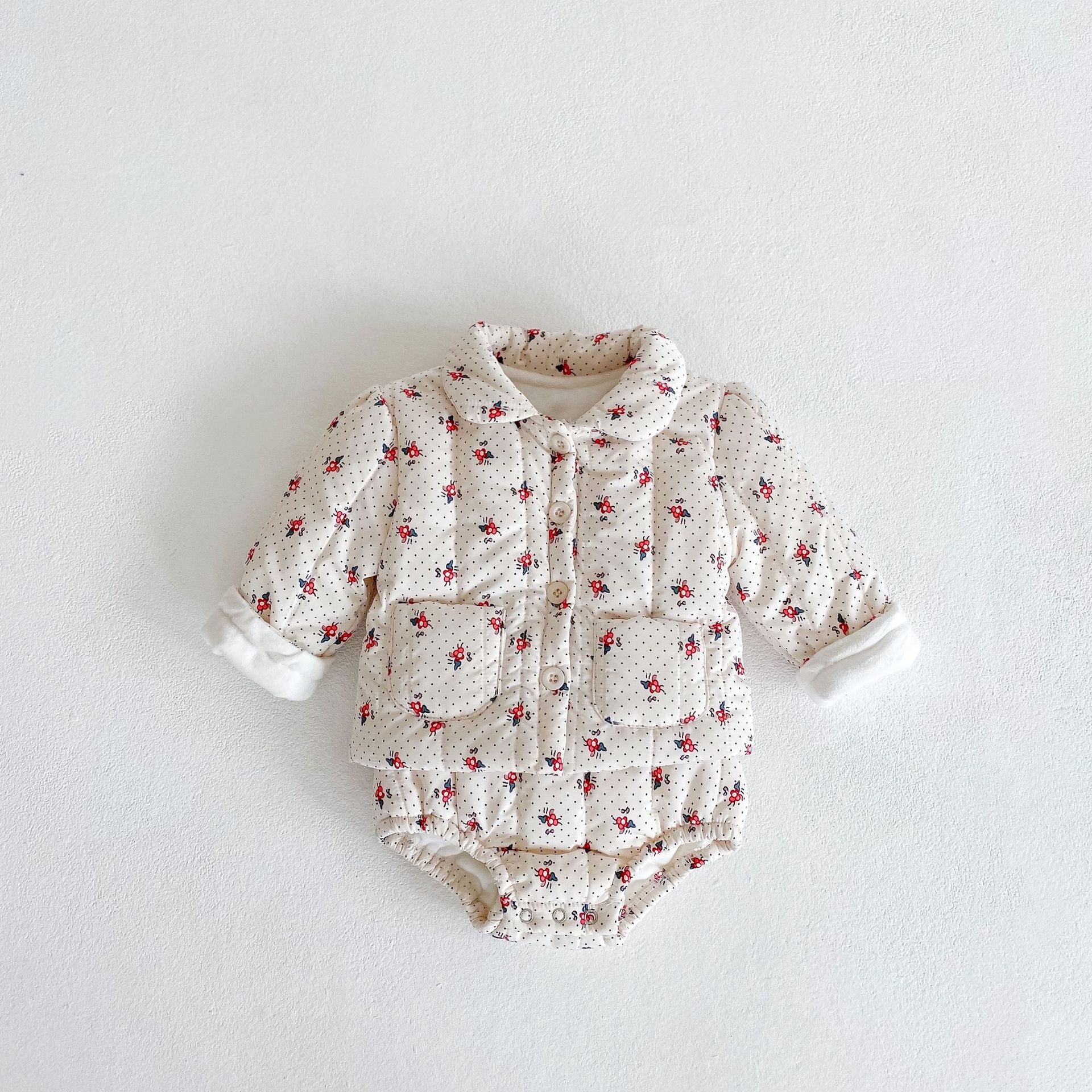 2024 Roupas para meninas Flor e veludo Casaco grosso + Alça Chapéu de bebê Roupas Crawler Conjunto de duas peças_voghion.com