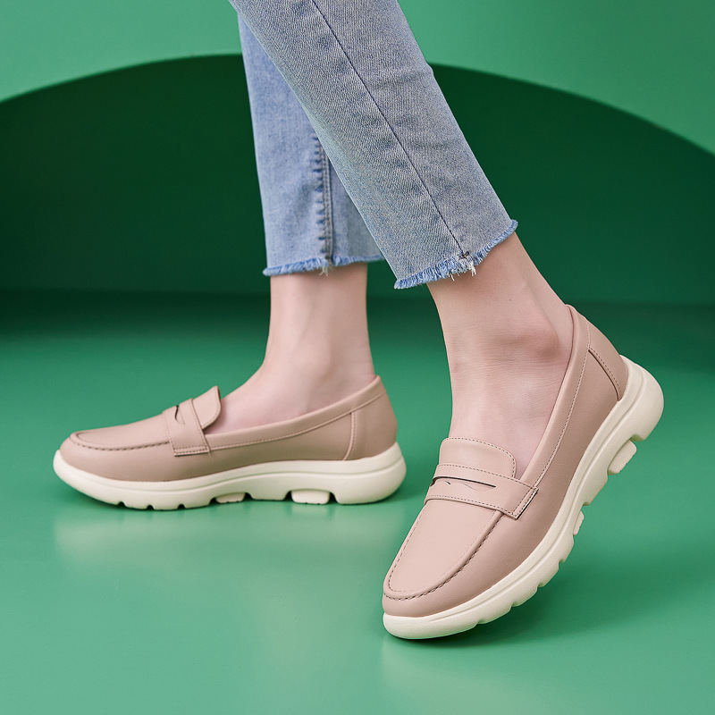 B888-12025 Spring Winter New Large Size Casual Fashion Non-Slip Soft Sole Mom Shoes For Women_voghion.com