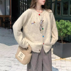 ドーパミン甘いラウンドネックカラーボタン長袖レディース秋韓国子犬刺繍セーターカーディガン女性の多用途トップ