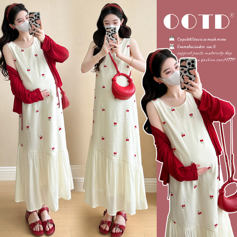 in stock Real Shot Summer Embroidered Flower Stitching Vest Long Dress Sun Protection Cardigan Pregnant Women Two-piece Set in stock Real Shot Summer Embroidered Flower Stitching Vest Long Dress Sun Protection Cardigan Pregnant Women Two-piece Set