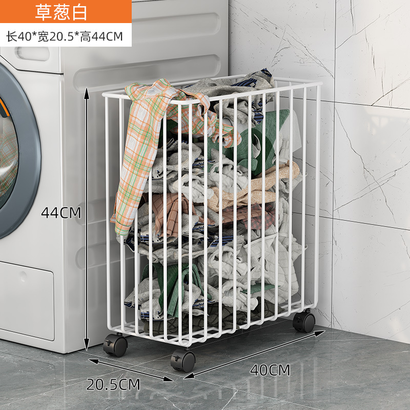トイレの物置棚浴室の洗濯かごのカートトイレの床に落ちた洗濯機のそばの洗濯液の収納棚|undefined