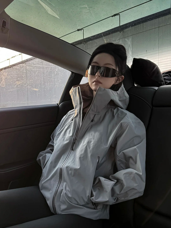 鸟家新款SL硬壳冲锋衣女全热封压胶溢胶单层登山服配三合一羽绒服|undefined