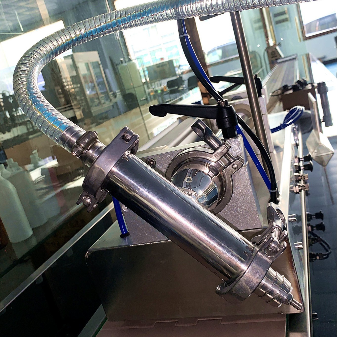 ���ҹ�Ӧϴ��ˮ��װ��ϴ��ˮ��װ�豸�豸���Զ�Һ���װ��