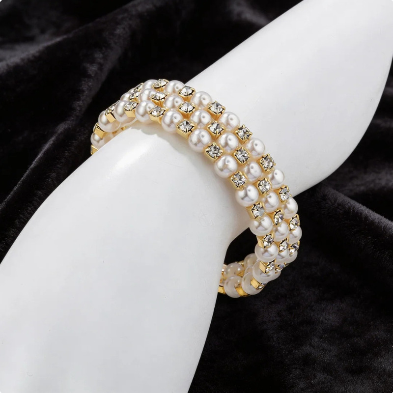 Bridal Jewelry Full of Diamonds, Elastic Bracelet, Multi-Layered Pearl and Rhinestone Spiral Bracelet, Wholesale Light Luxury Rhinestones Bridal Jewelry Full of Diamonds, Elastic Bracelet, Multi-Layered Pearl and Rhinestone Spiral Bracelet, Wholesale Light Luxury Rhinestones
