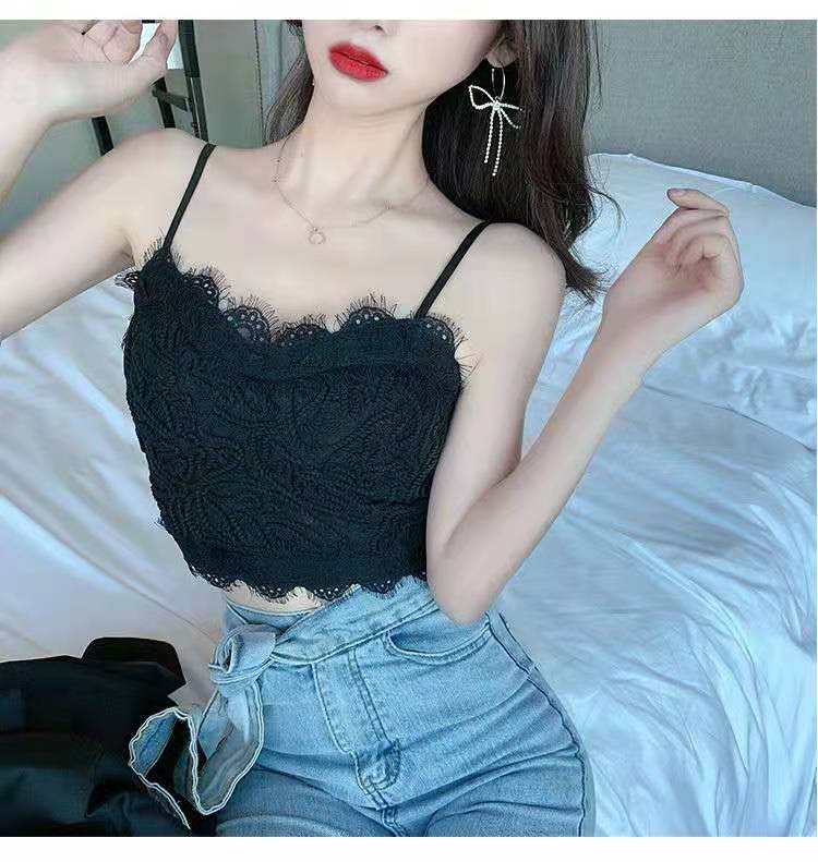 2021 live text of the text with the French lace vest brain rope, wearing underwear high-tender shirt