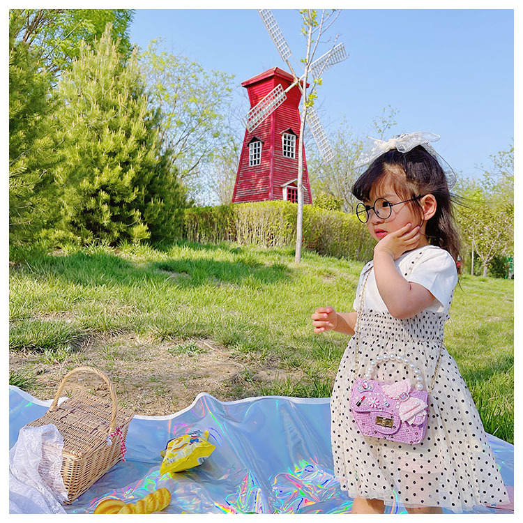 Girl'S Cloth Flower Bow Knot Cute Sequins Pearls Square Lock Clasp Crossbody Bag display picture 30