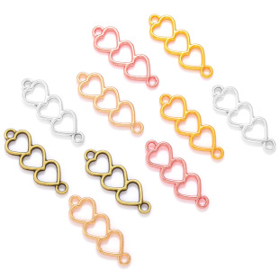 Wholesale DIY alloy jewelry accessories hollow love heart pendant bracelet necklace decorative pendant A138