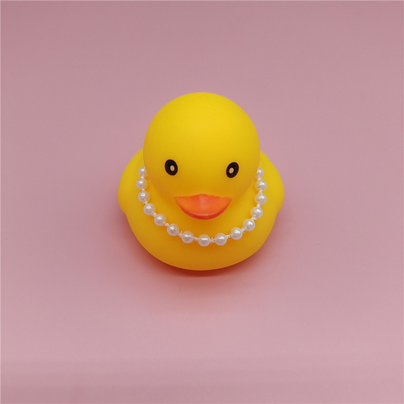 Cruz-frontera coche amarillo pato decoración mini natación anillo verano paja sombrero pequeño gafas de sol Internet celebridad coche pato Accesorios