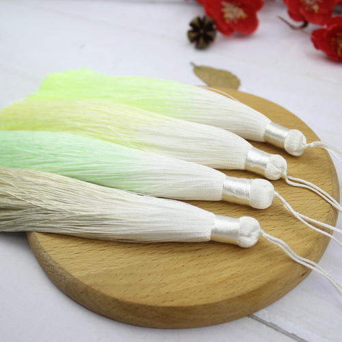 16 cm Elegant Gradient Vertical Tassel Tassels Creative Bookmark Garment Pendant DIY Jewelry Accessories
