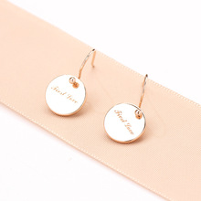 太阳云 经典韩版时尚光板字母耳钉女首饰品 混批发耳勾 一件代发