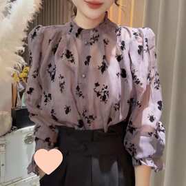 法式立领碎花透视衬衫秋新款褶皱喇叭袖纱衣洋气时尚长袖打底衬衫