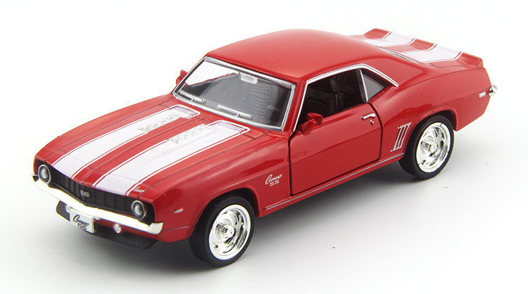 Ma Ke, modelo de coche de aleación 1 a 36 Porsche 918 coche deportivo, luz silenciosa, colección de modelos de coche de juguete para niños