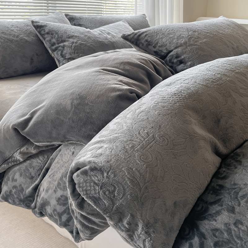 Otoño y invierno tallado leche de seda cama de cuatro piezas con sábanas de lana de coral cubierta de cama de tres piezas 4