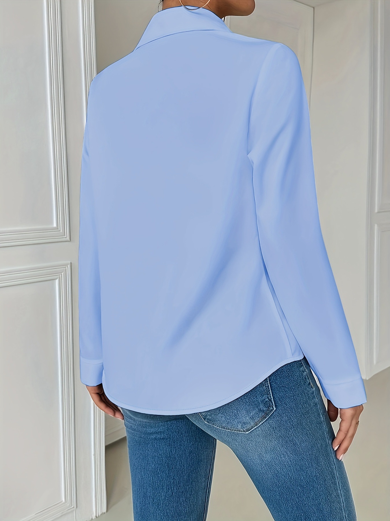 Women’s Loose Fitting Long Sleeved Collared Blouse With Pockets_voghion.com