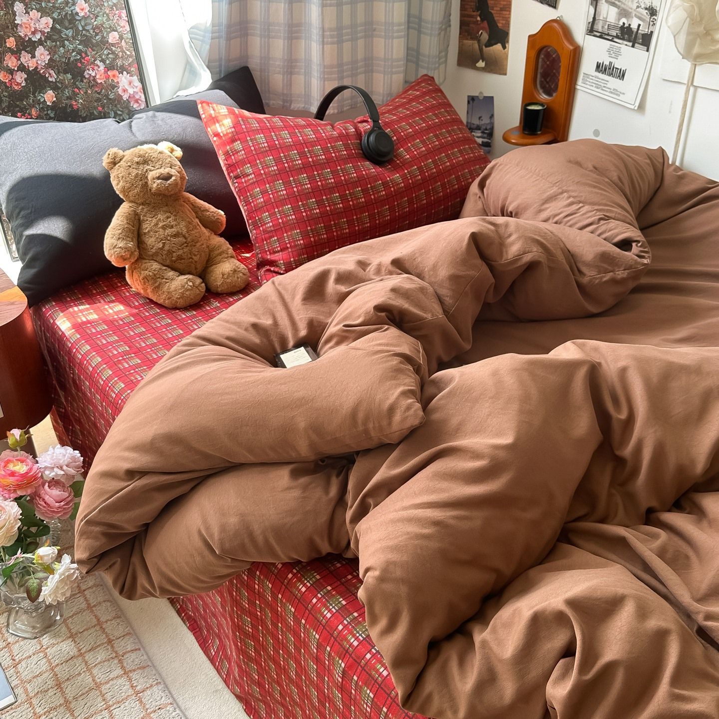 Class a High-End Pure Color Flower Four-Piece Set Skin-Friendly Washed Cotton Quilt Cover Bed Sheets Pillowcase Student Dormitory Three-Piece Set