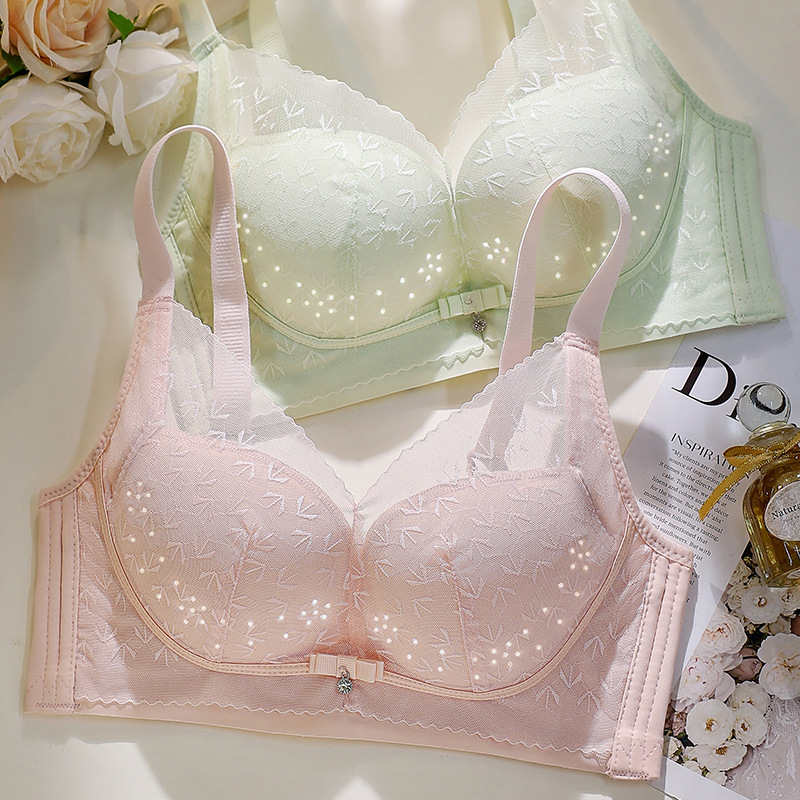 [0.3cm ultra-thin cup] 2025 spring and summer new walking small air conditioning without steel ring hole breathable bra