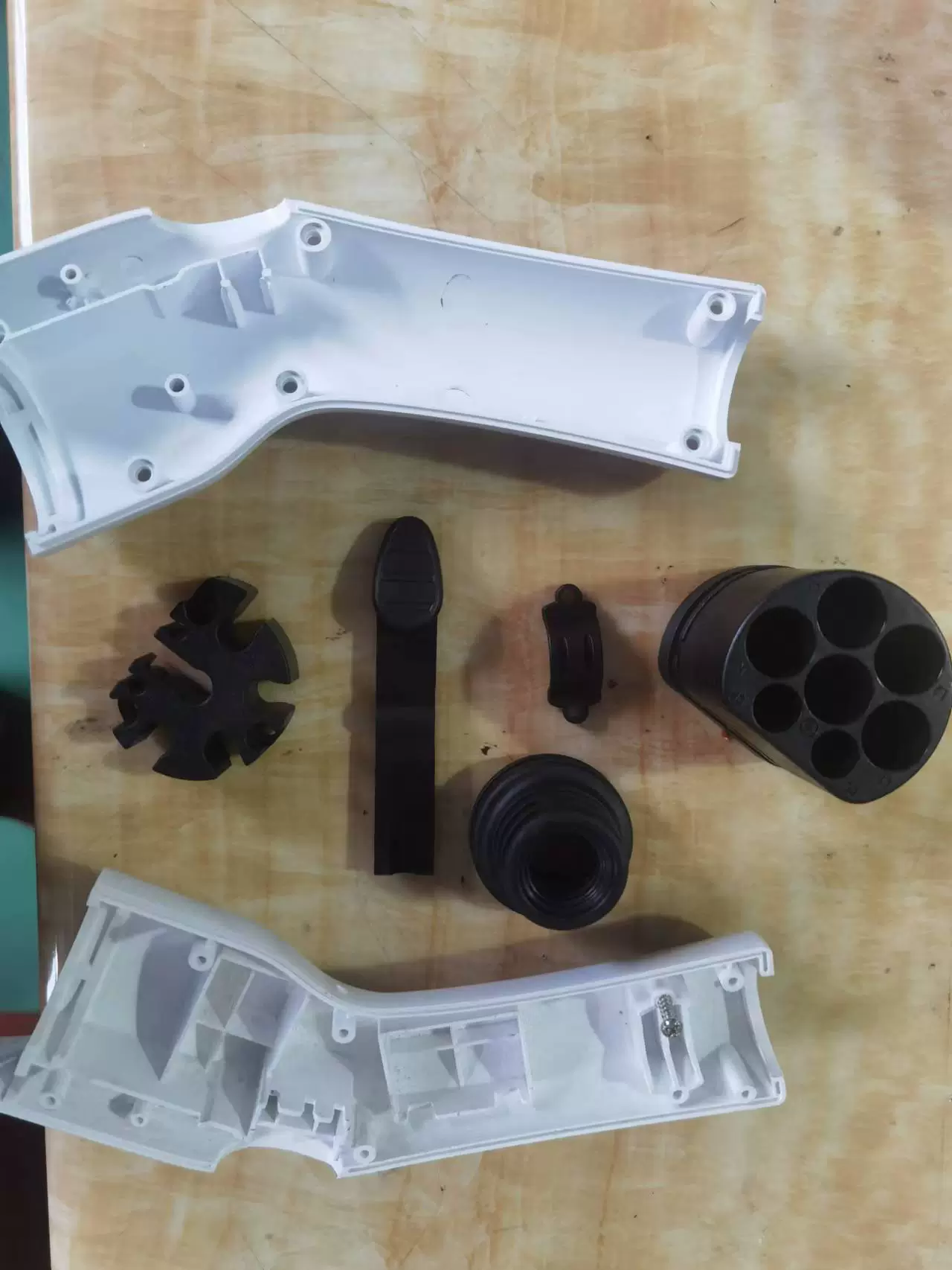 Завод по производству корпусов зарядных устройств, поставщик корпусов зарядных головок для зарядных станций электромобилей, производитель зарядных устройств, портативный.