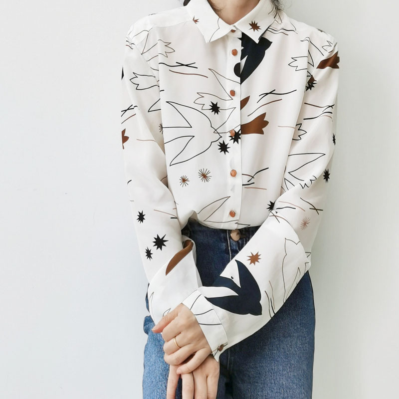 Special Offer: French-Style Elegant Swallow Print Long-Sleeve Silk Crepe Shirt for Women, Suitable for Commuting, Made of Mulberry Silk, Mid-Length
