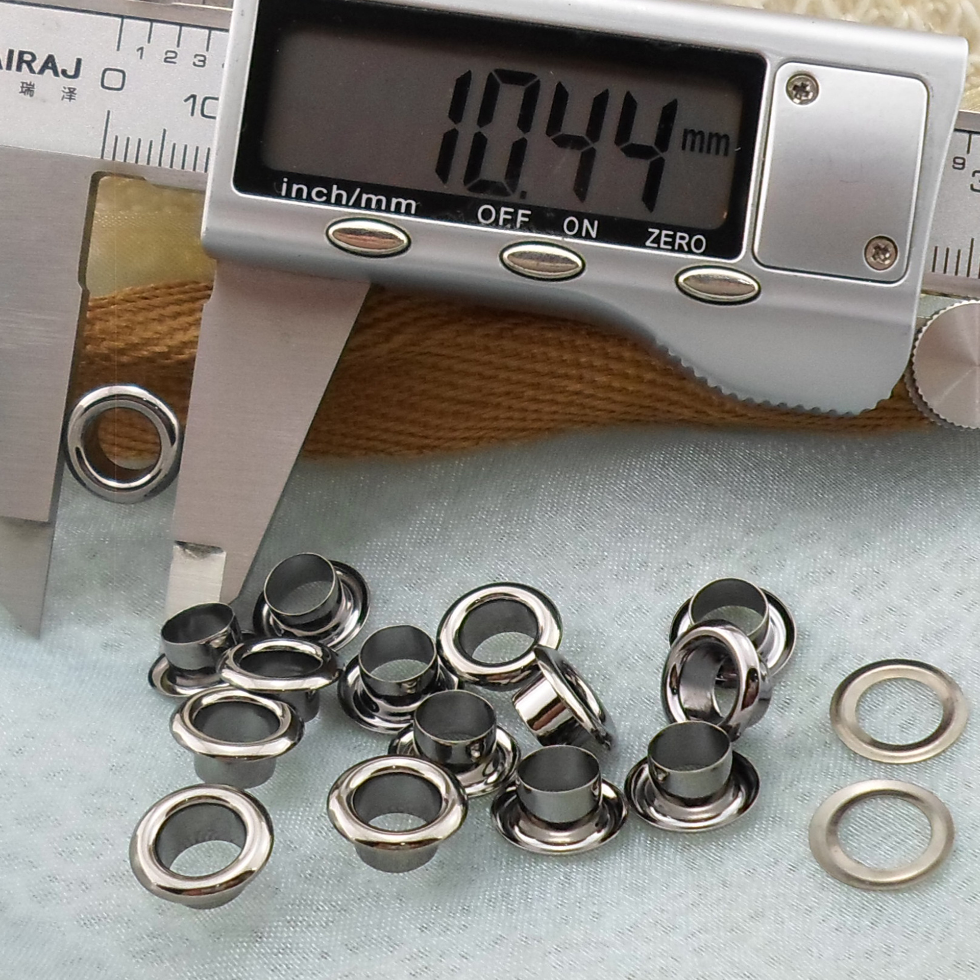 （铜材料）外10.5×内径6MM金属圆边铜气眼 鸡眼扣鞋眼窗帘眼批发